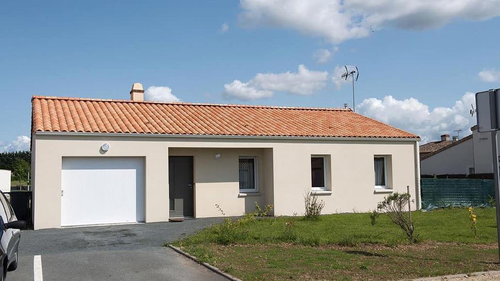 maison rectangle tuile en location accession à Fontenay le Comte dans le Sud Vendée