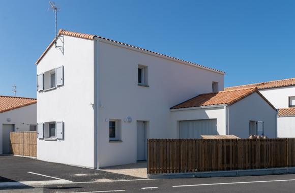Façade avant de la maison en location-accession PSLA aux Sables d’Olonne (Vendée)
