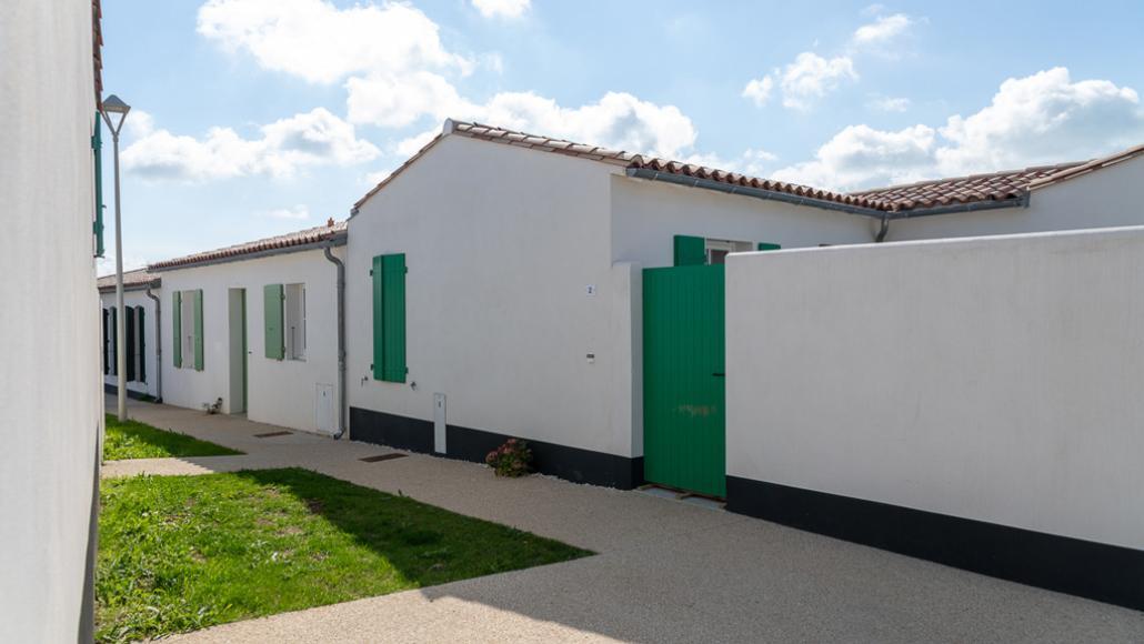 Aménagements extérieurs du programme Le Fougerou BRS en accession sociale à Sainte-Marie-de-Ré, Ile de Ré