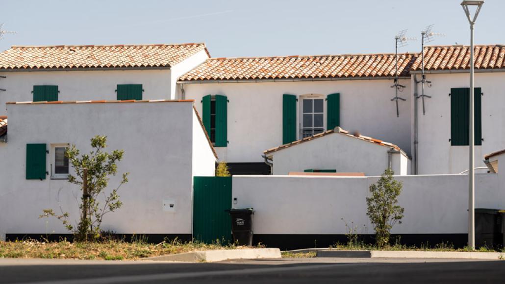 Vue d’une maison neuve du programme Le Fougerou sur l’Île de Ré