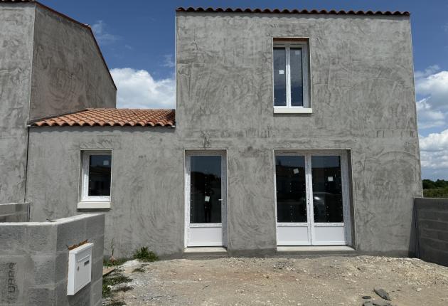 facade28