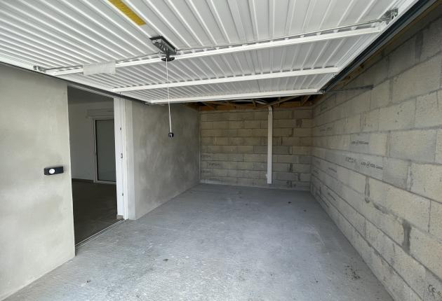 Garage d'une maison neuve en Bail Réel Solidaire à Le Brée-les-Bains
